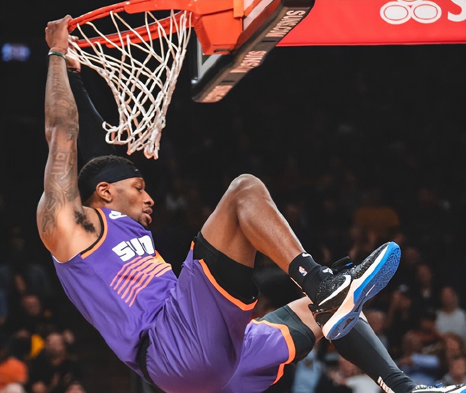 篮网轻取天津队，锡安状态火热的简单介绍