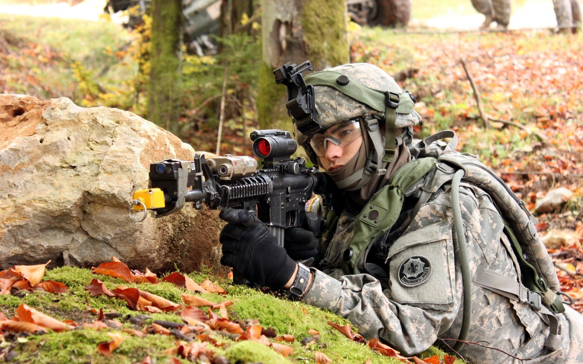 热带旋风撕碎格子军,阿尔瓦雷斯如何成为牙买加钢与火叙事中的攻防转换核