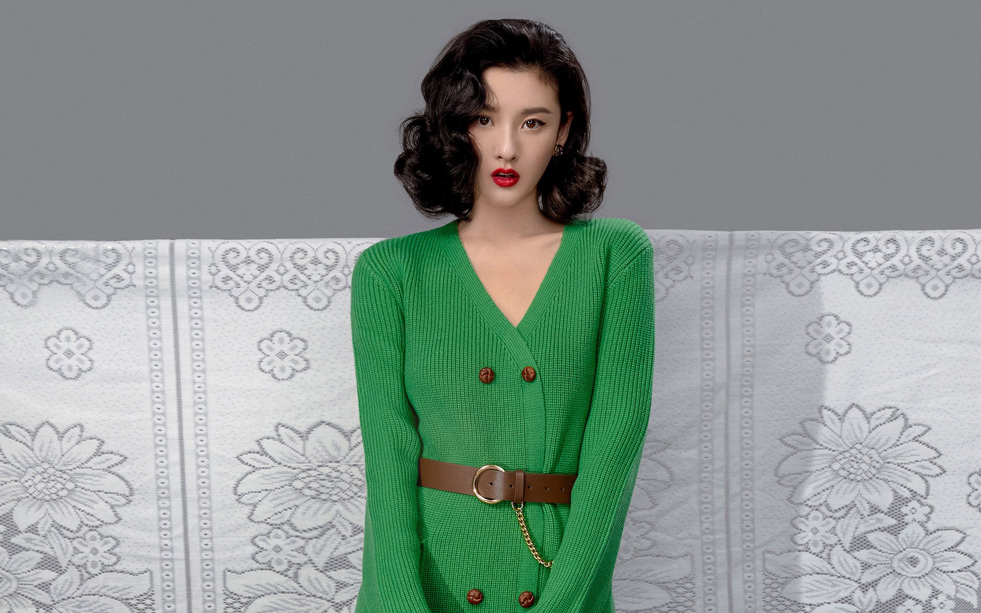 平行战场，从德甲争冠焦点到北京鏖战鹈鹕的体育激情之夜