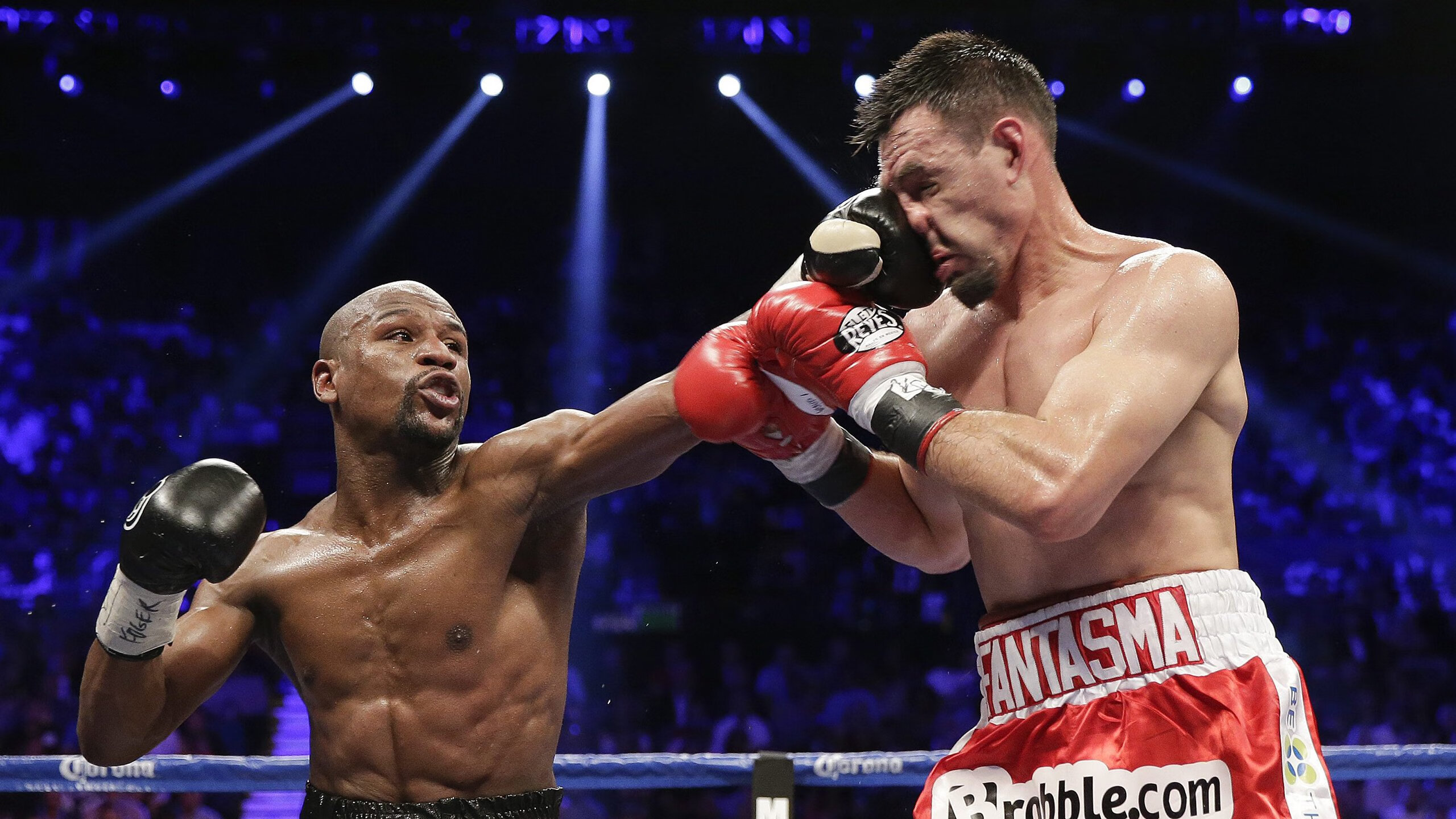 全息围栏，当曼联鏖战马里，福登在F1街道赛接管比赛